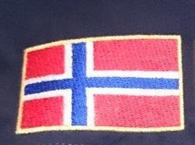 Brodering flagg på rygg (norsk)